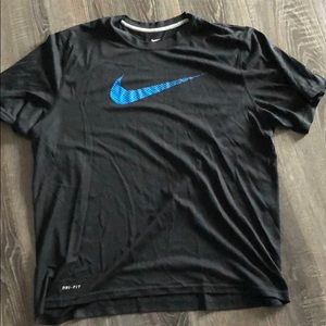 Men’s Nike T shirt